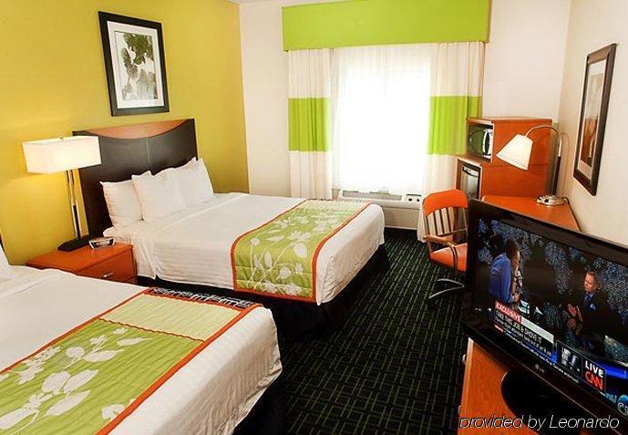 Fairfield Inn & Suites Midland Kamer foto
